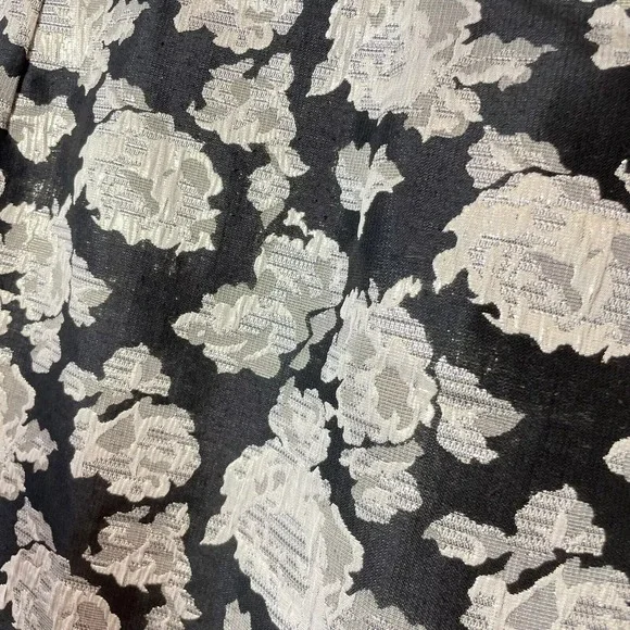 Adrienne Vittadini Floral Straight & Pencil A-line Skirt Womens Size 2 Black - Picture 2 of 9